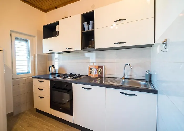 Josipa Appartamento Ražanac